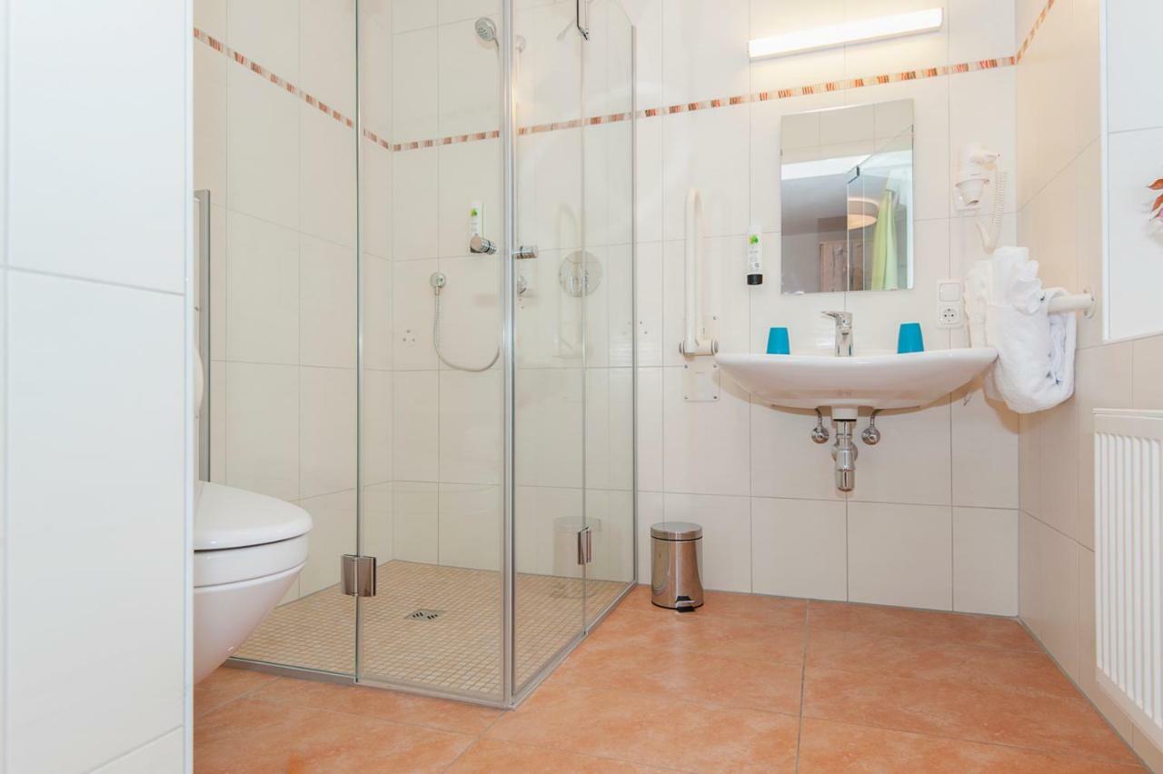 Großes Doppelzimmer