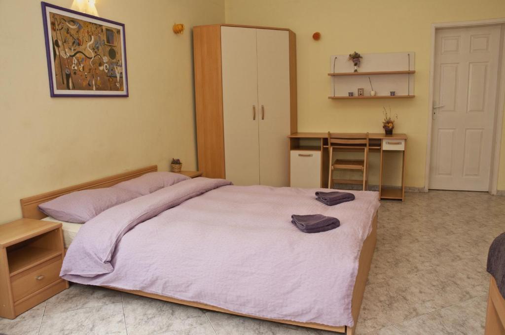 Doppelzimmer mit Gemeinschaftsbad