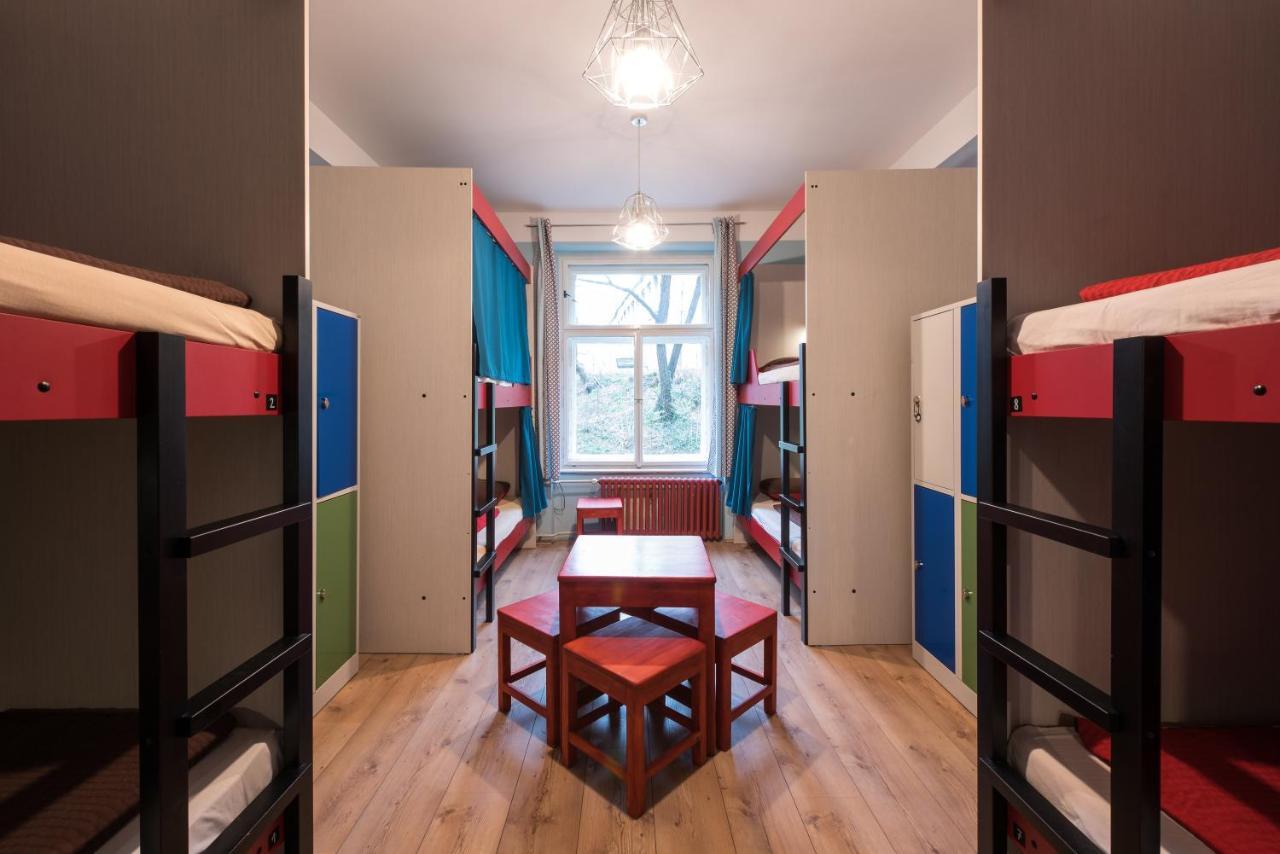Bett im gemischten Schlafsaal mit 8 Betten