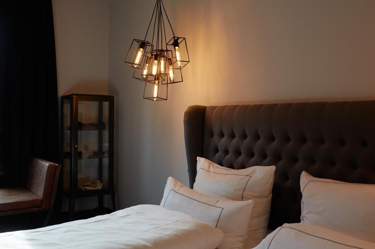 Standard Single Room,999308913:JPEG