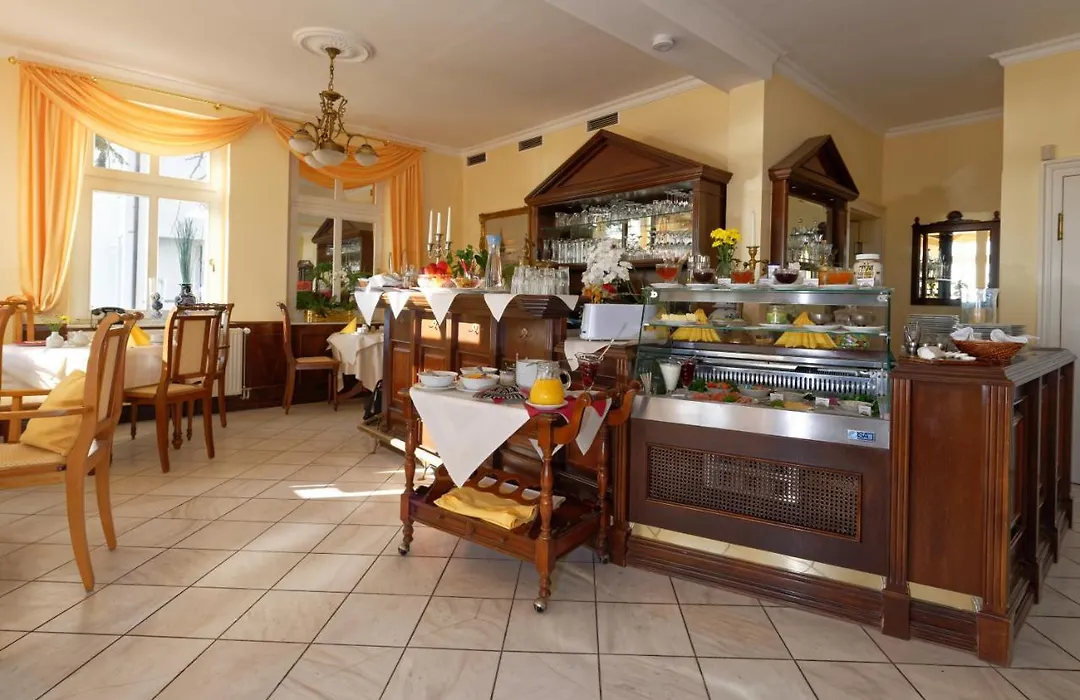 Villa Desny-1