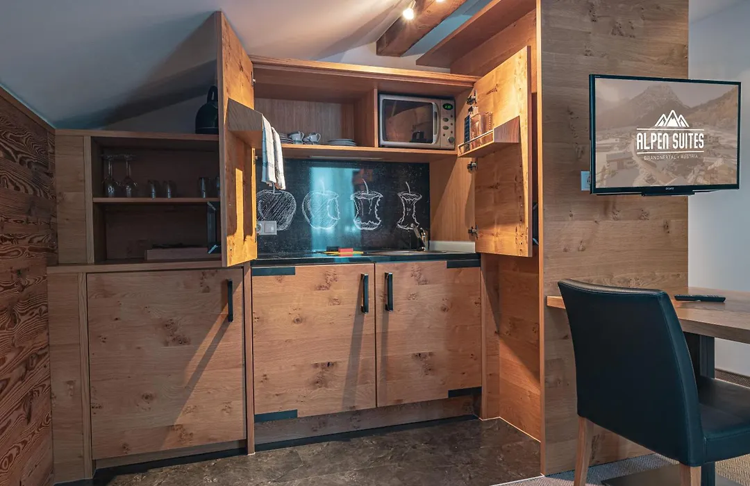 Alpen Suites Brandnertal-1