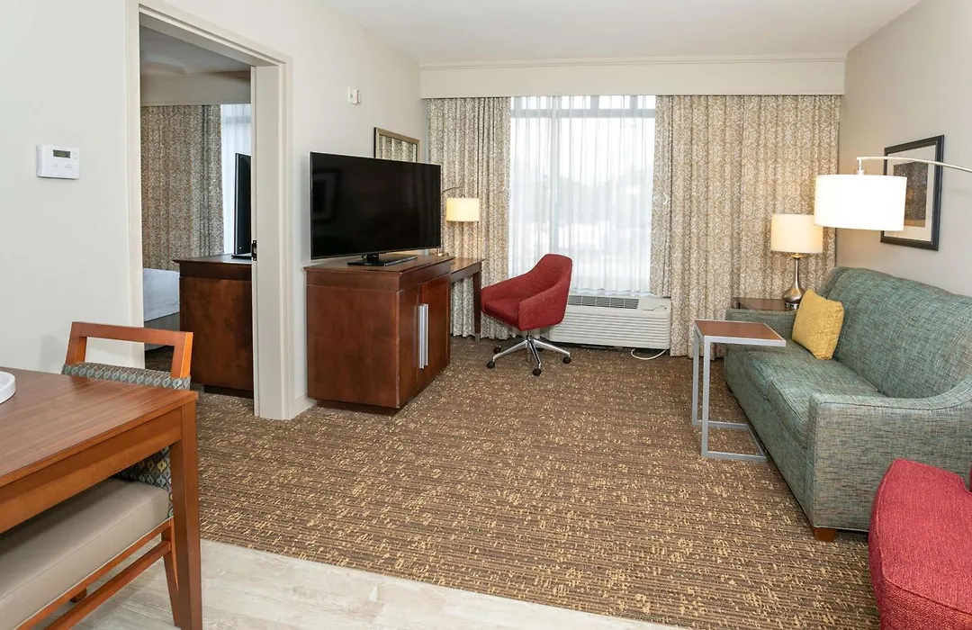 Hampton Inn & Suites Nashville-Green Hills-1