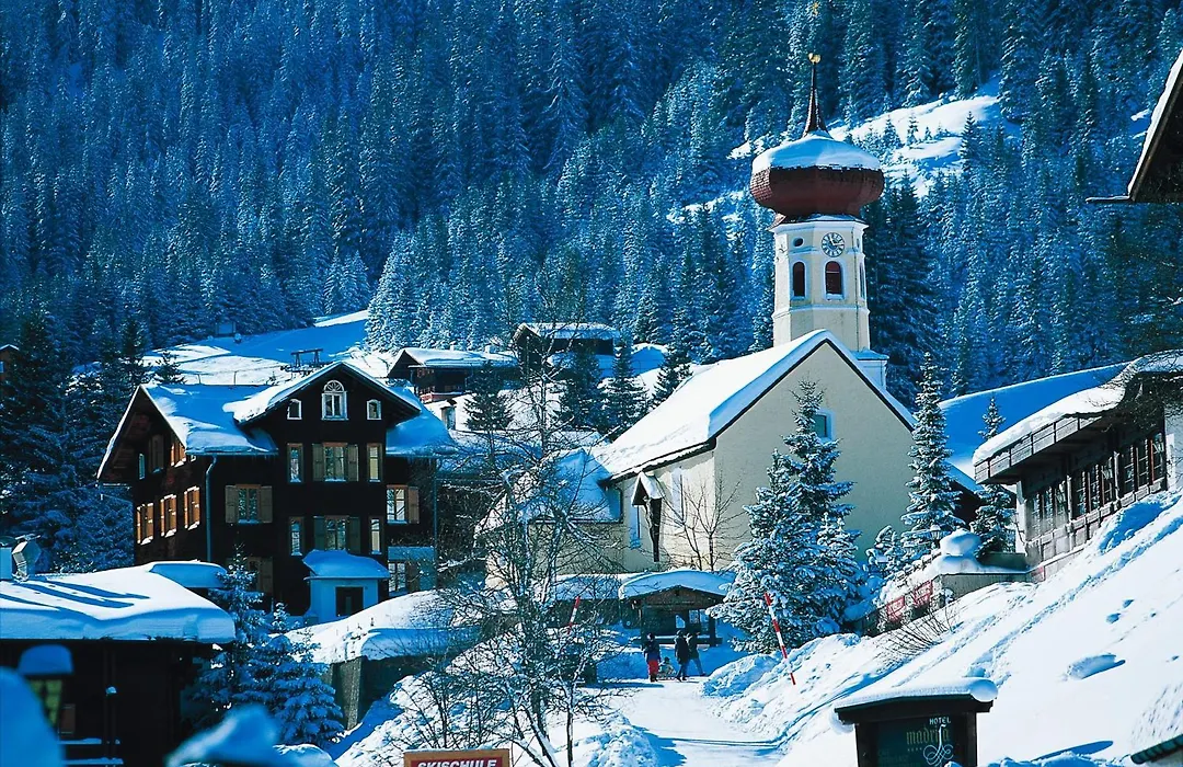 Familienhotel Mateera Gargellen / Montafon-1