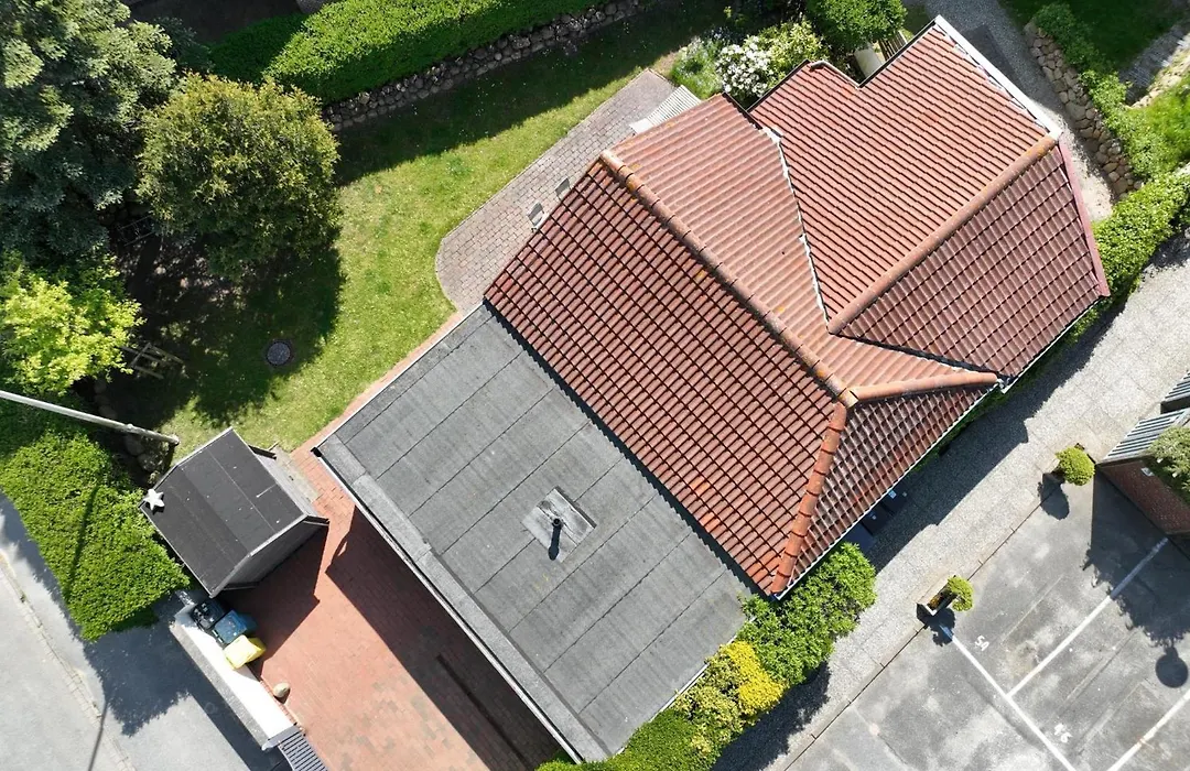 Kampstraße 1, Bungalow-1