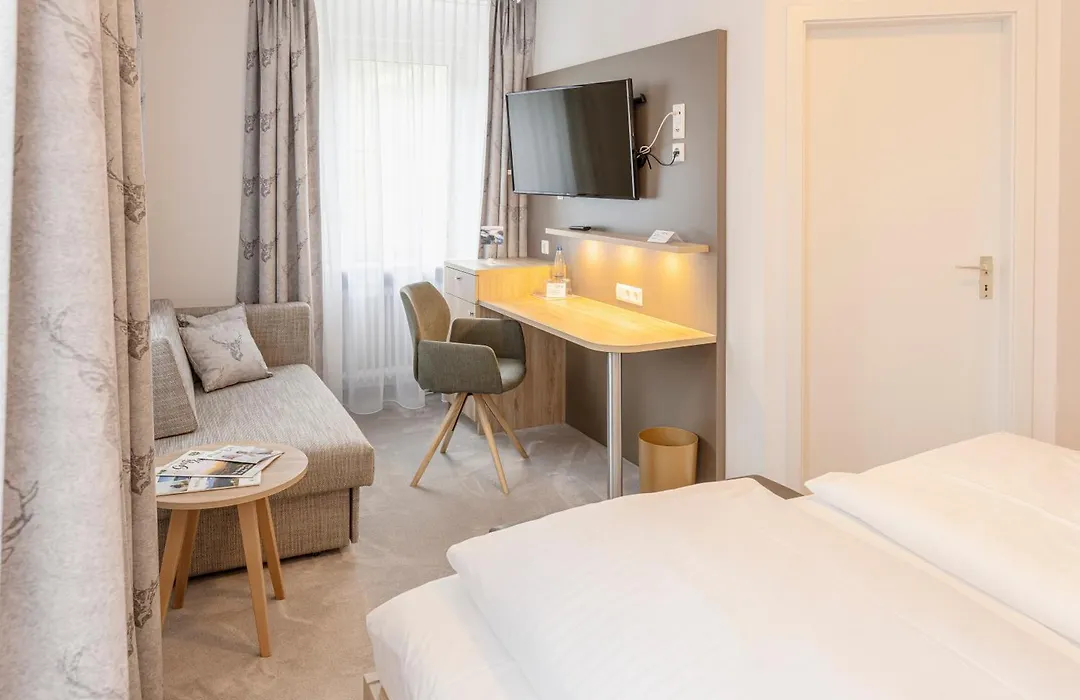 Flair Hotel Gasthof zum Hirsch-1