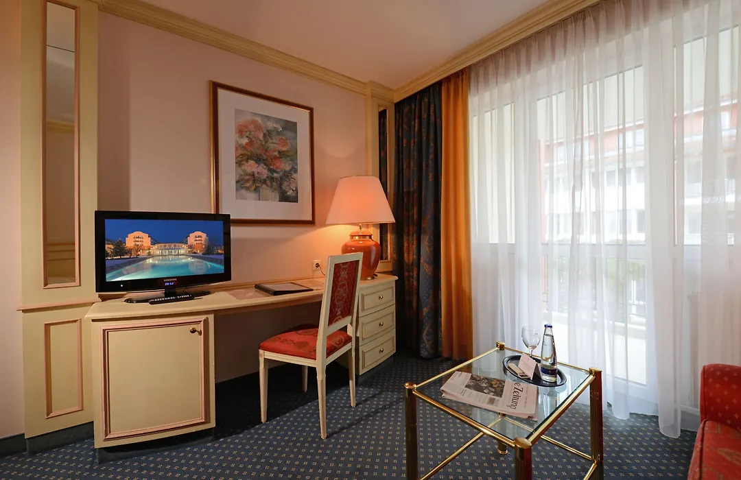 The Monarch Hotel-1