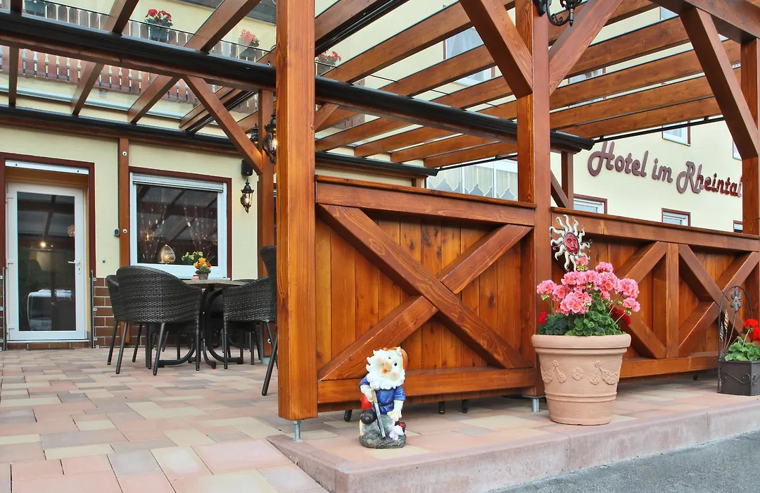 Hotel im Rheintal-1