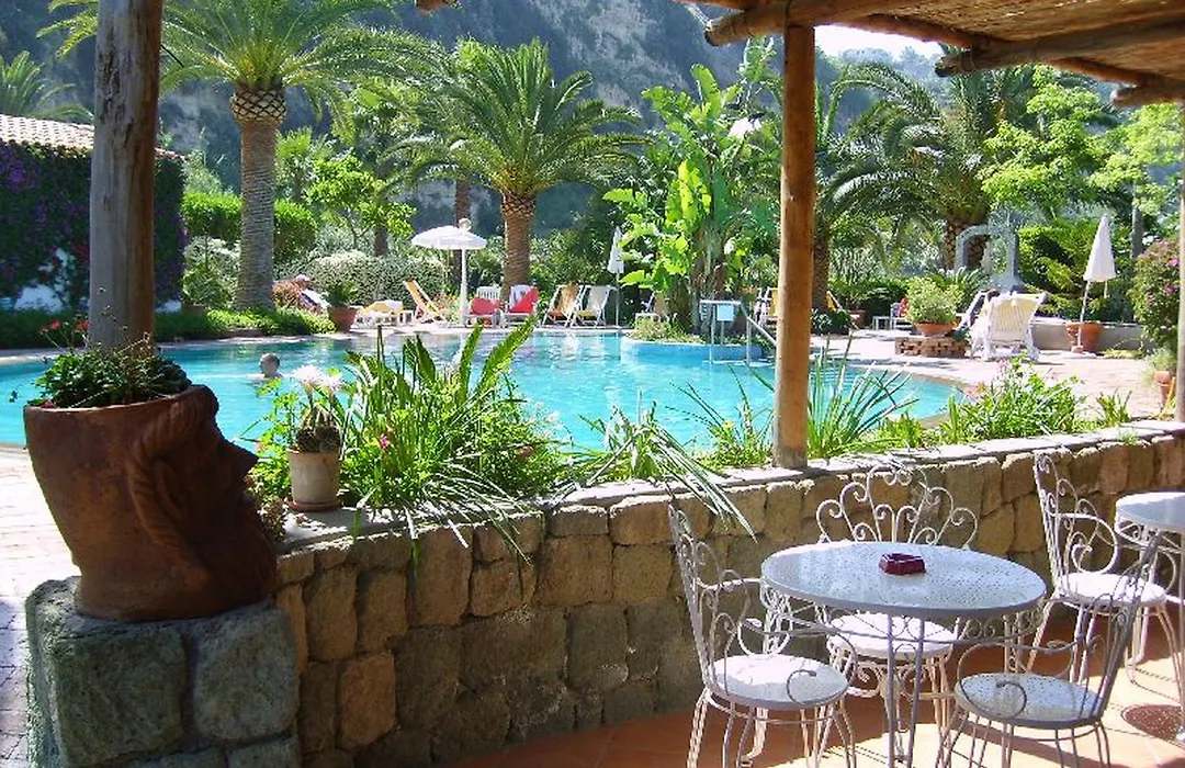Semiramis Hotel De Charme & Pools-1