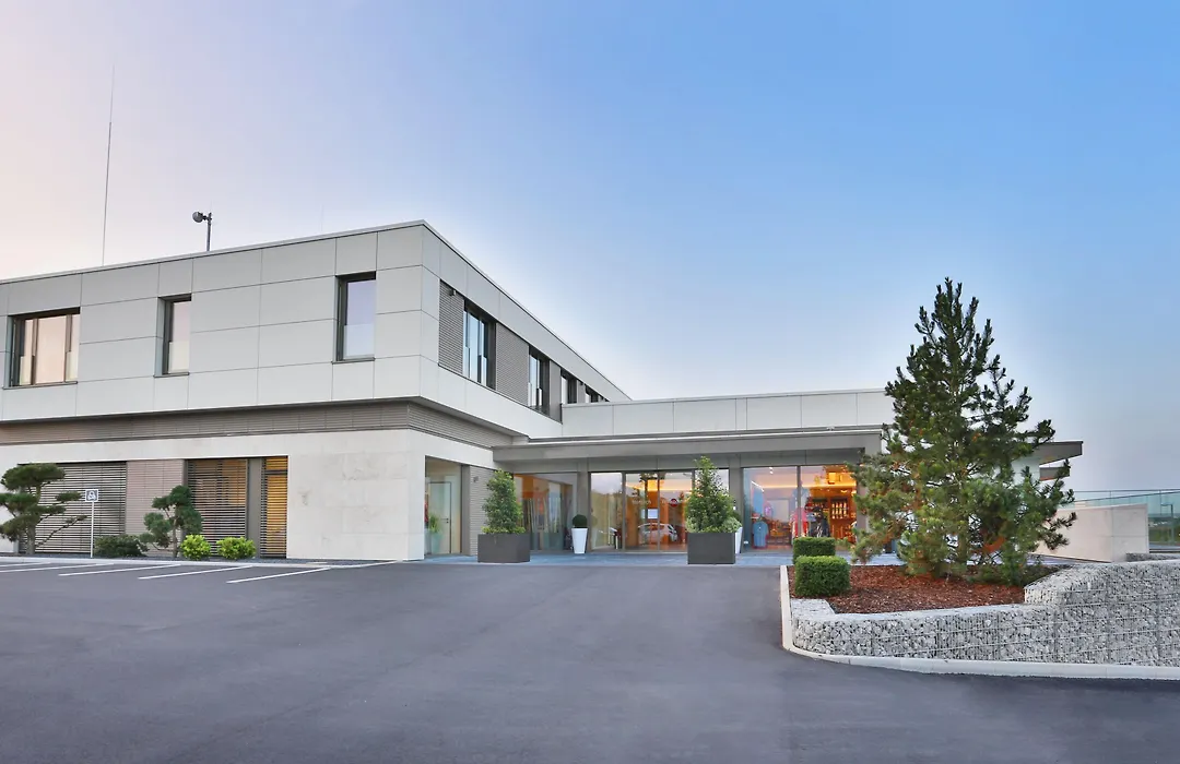 Hotel Thegreen-1