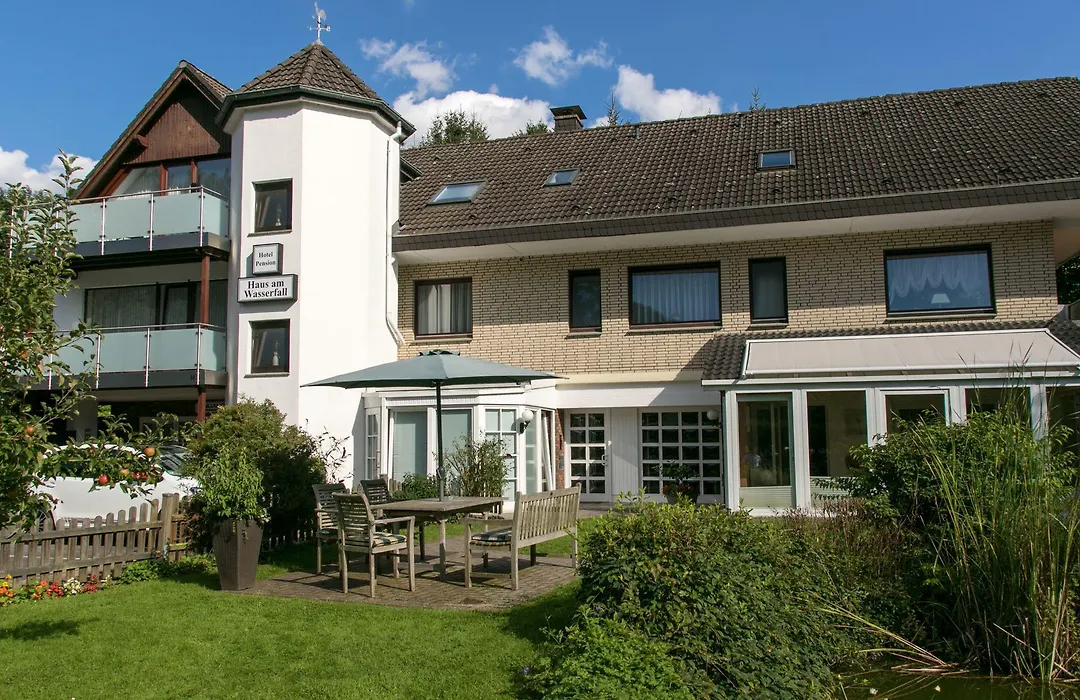 Haus am Wasserfall-1