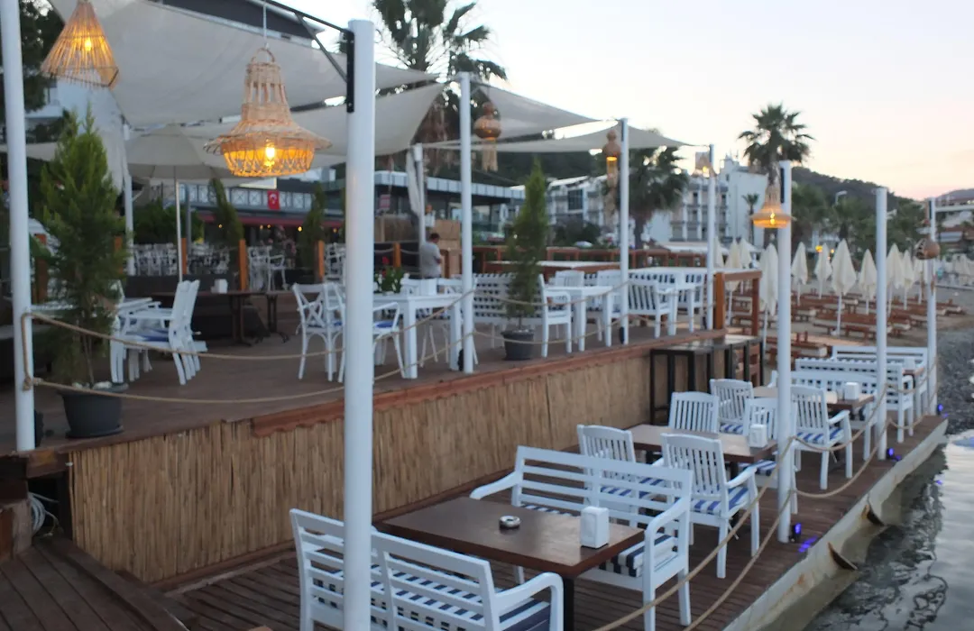 Heaven Beach Otel-1