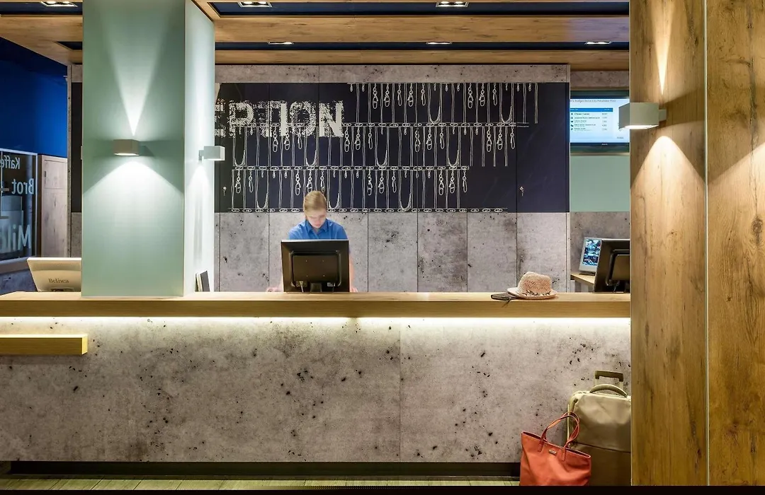 Ibis Budget Graz City-1
