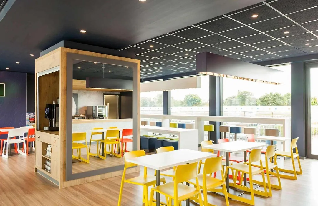 Ibis Budget Hotel Edinburgh Park-1