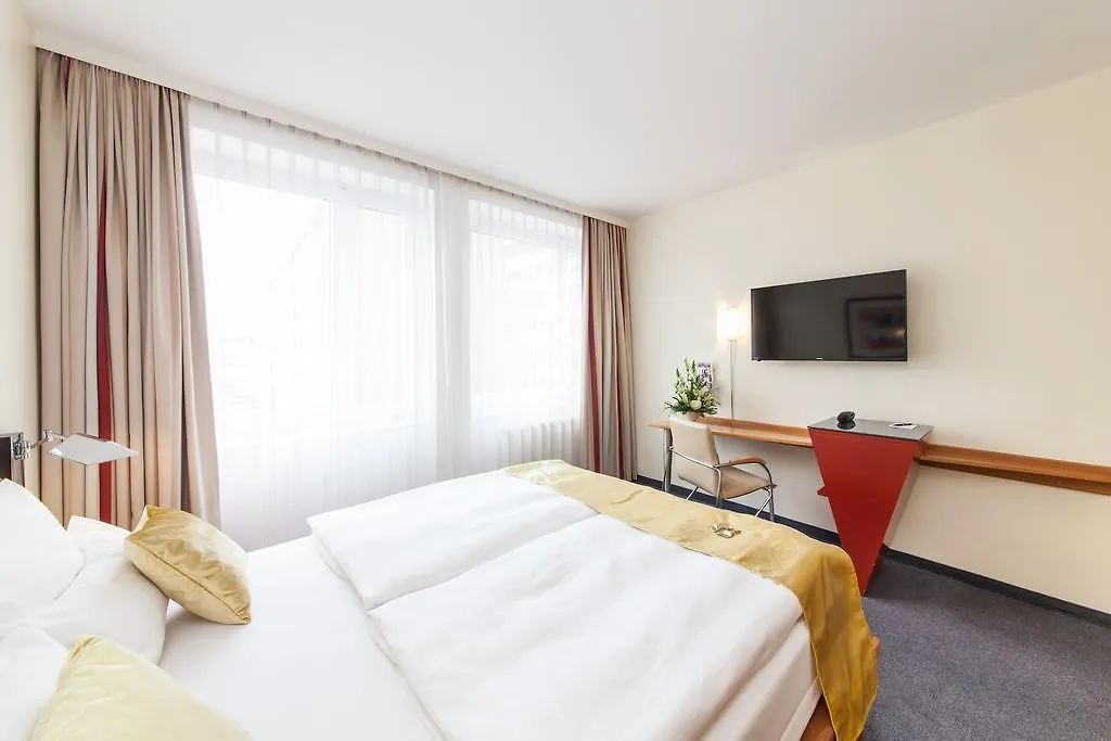 Novum Hotel Ambassador-1