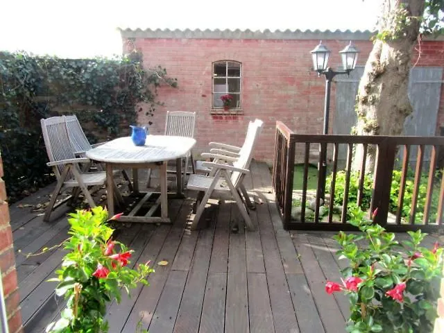 Ferienhaus Suhr-1