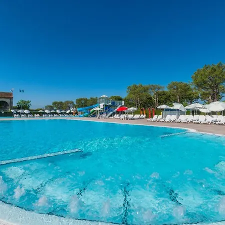 Del Garda Village And Camping-2