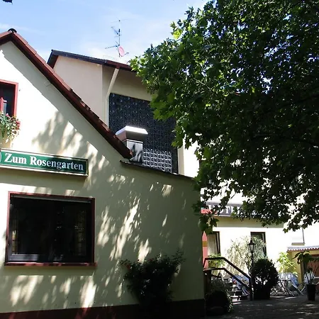 Hotel Zum Rosengarten-3