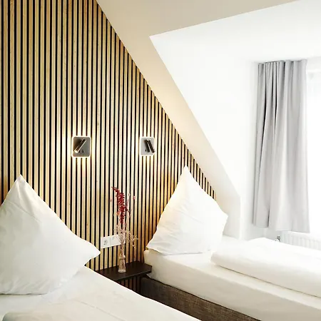 Hotel Xenia Flensburg-3