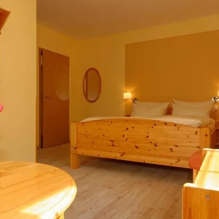 Landhotel Am Peetscher See-3