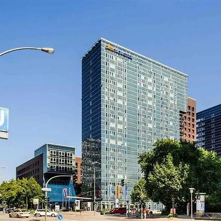 Novotel Suites Hamburg City-3