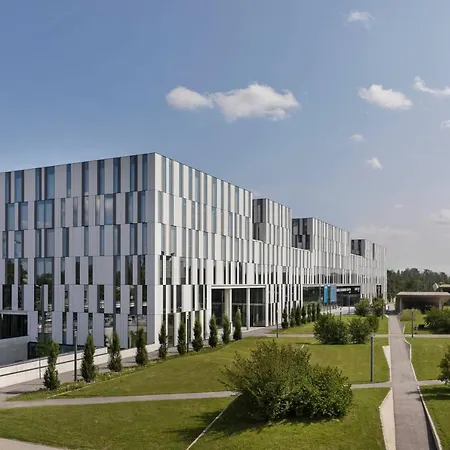 Courtyard By Marriott Munich Garching-2