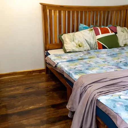 Isano Nomad Hostel-3