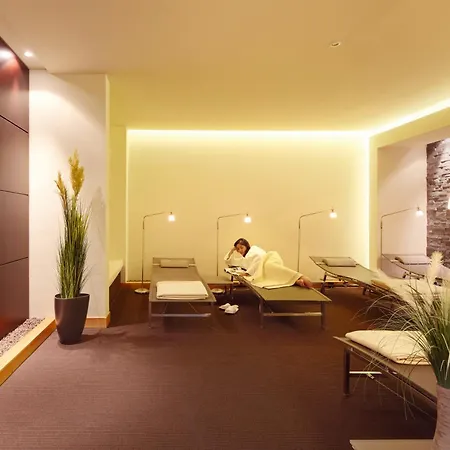 Ambassador Hotel & Spa-3