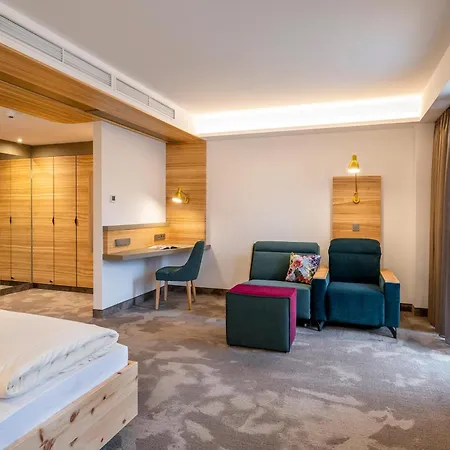 Hotel FrechDachs-2