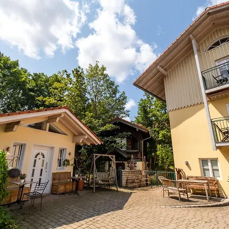 Landhaus Café Restaurant&Hotel-2