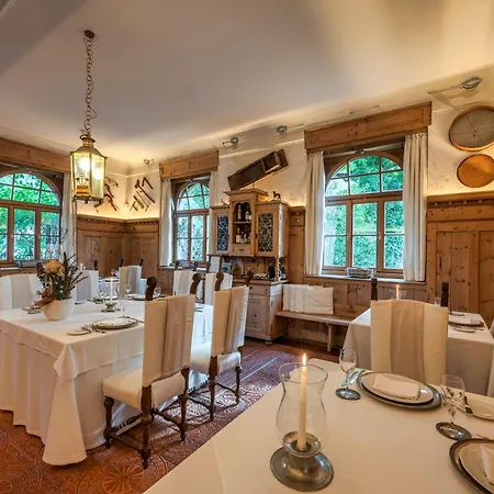 Schlosswirt Forst-2
