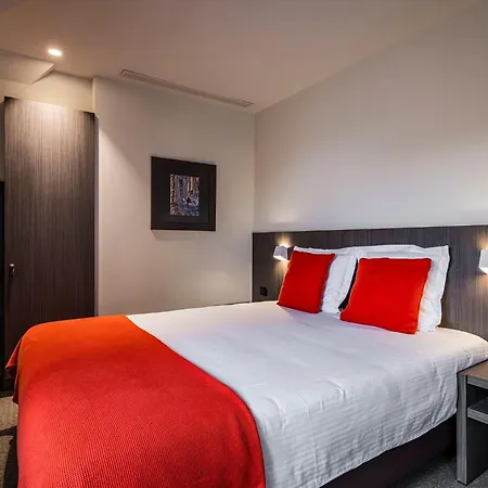 Square Hotel-2