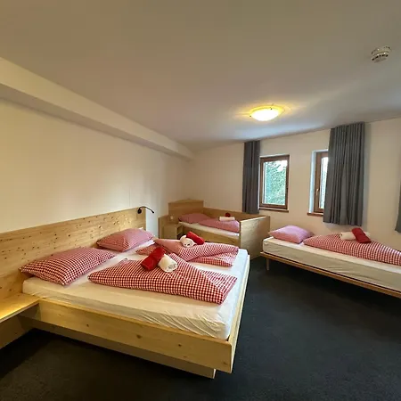 Schihaus Schöneben-3