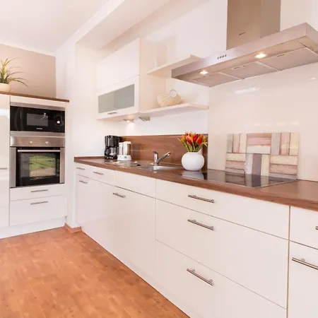 M5 Bungalow - Apartmenthaus Marienburger Str 4 - FERIENDOMIZIL HOLLICH-3