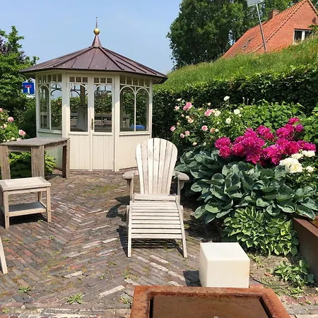 Deichhaus am Greetsieler Hafen Oma Geertje-2