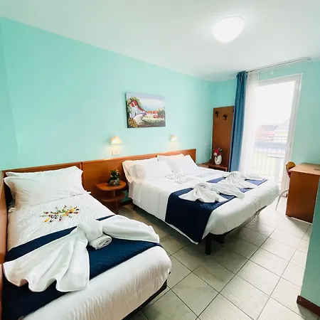 Hotel Blue Moon-2