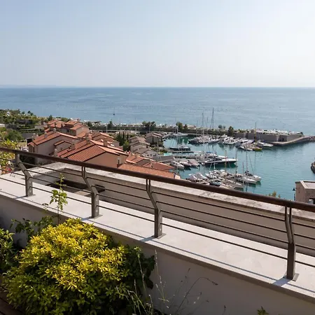 Portopiccolo Avolare Apartments In Panoramic Terrasses, Beach Included-3
