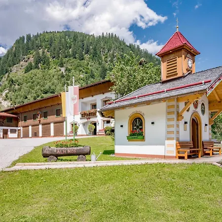 Hotel Almhof-2