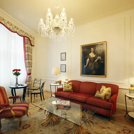 The Kensington Hotel-2