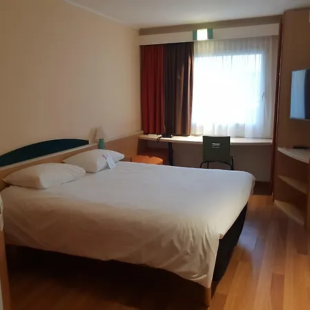 ibis Hotel Hamburg Airport-2