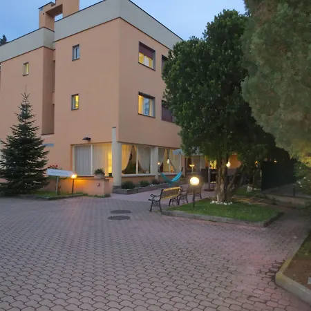 Scheppers Hotel&Hostel-3