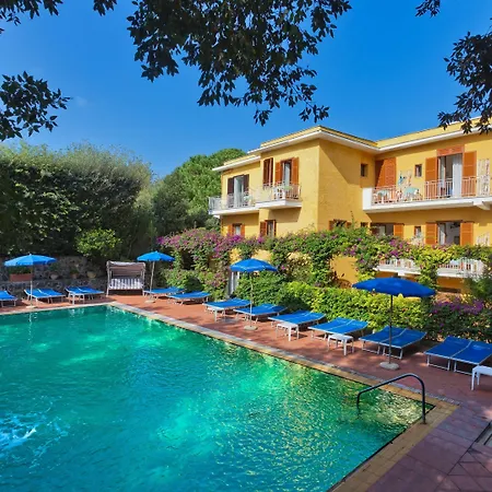 Hotel Cleopatra-2
