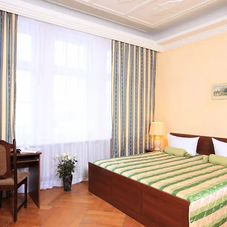 Hotel Central Inn am Hauptbahnhof Pension-3