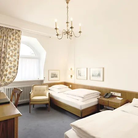 Hotel Reutemann-Seegarten-2