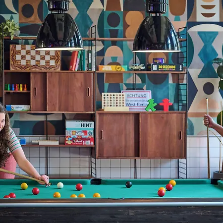 ONE80° Hostels Berlin-2