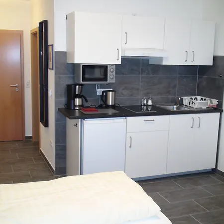 Hotel Am Kamin - Modern Appartements - Free Wifi - Parking-3