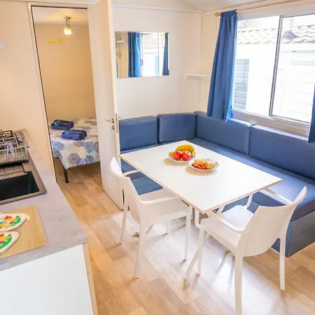 Happy Camp Mobile Homes In Centro Vacanze Bi Village-2