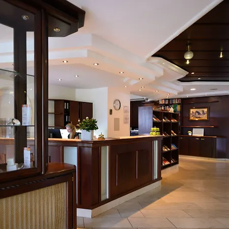 Hotel am Wasserfall-2