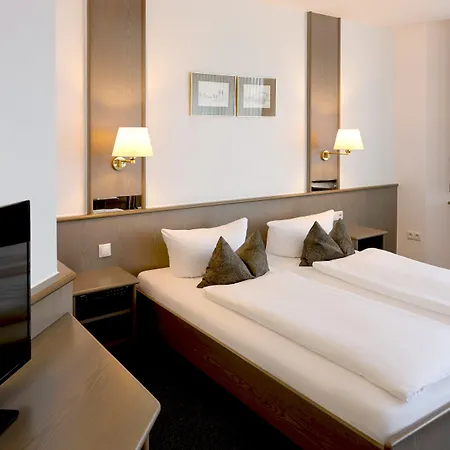 Hotel am Wasserfall-3