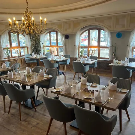 Hotel Schwarzer Adler-3